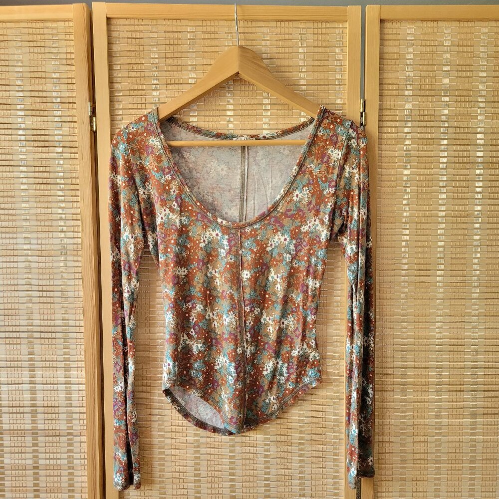 FREE PEOPLE Coffee Club coop Neck Floral Long Sleeve
